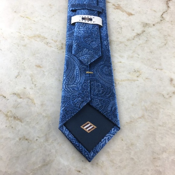 JOSEPH ABBOUD Blue Tone-on-tone Paisley Silk Tie - Picture 6 of 9
